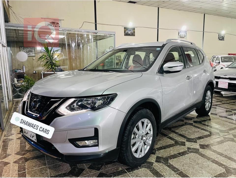 نيسان إكستيرا